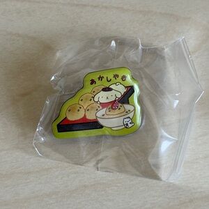 Sanrio Pompompurin Kobe Akashi Hyogo Japan Local Regional City Pin Badge